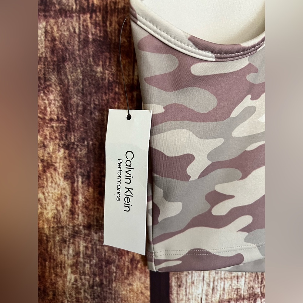 Calvin Klein Performance | NWT Camo Print Scoop Neck Crop Top - Picture 5 of 9